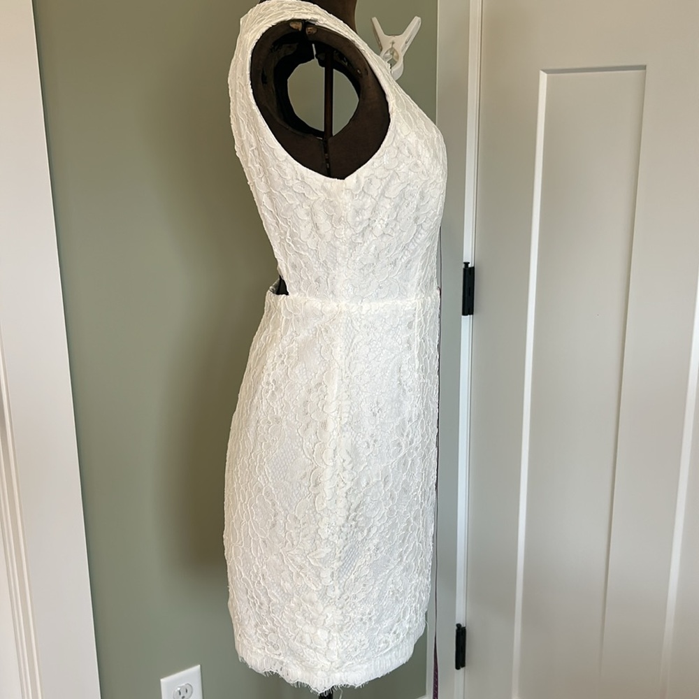 Graduation white backless sleeveless lace dress fully lined size M Lulus…